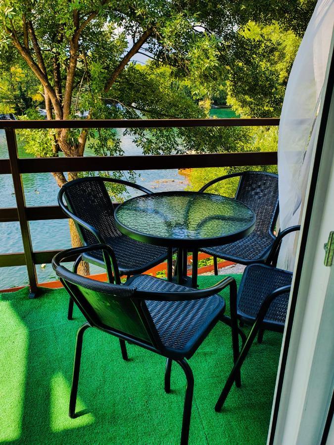 Holiday Home Waterfall View Bihac Bagian luar foto