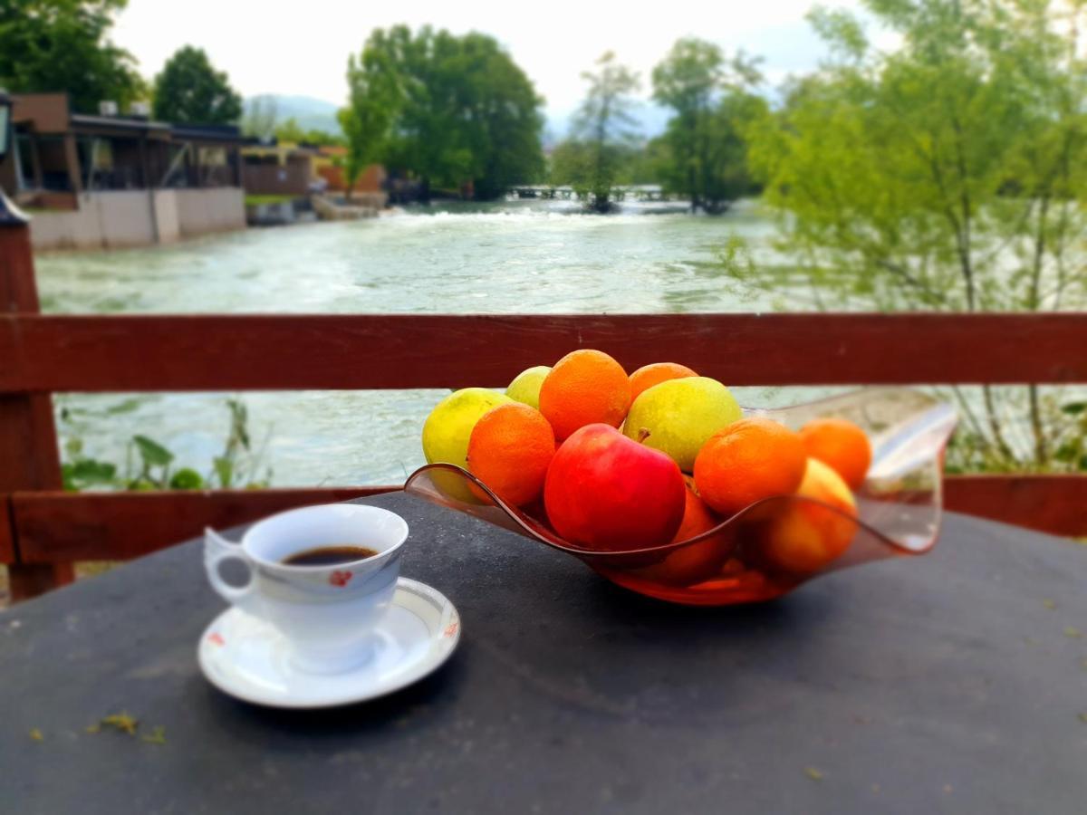 Holiday Home Waterfall View Bihac Bagian luar foto